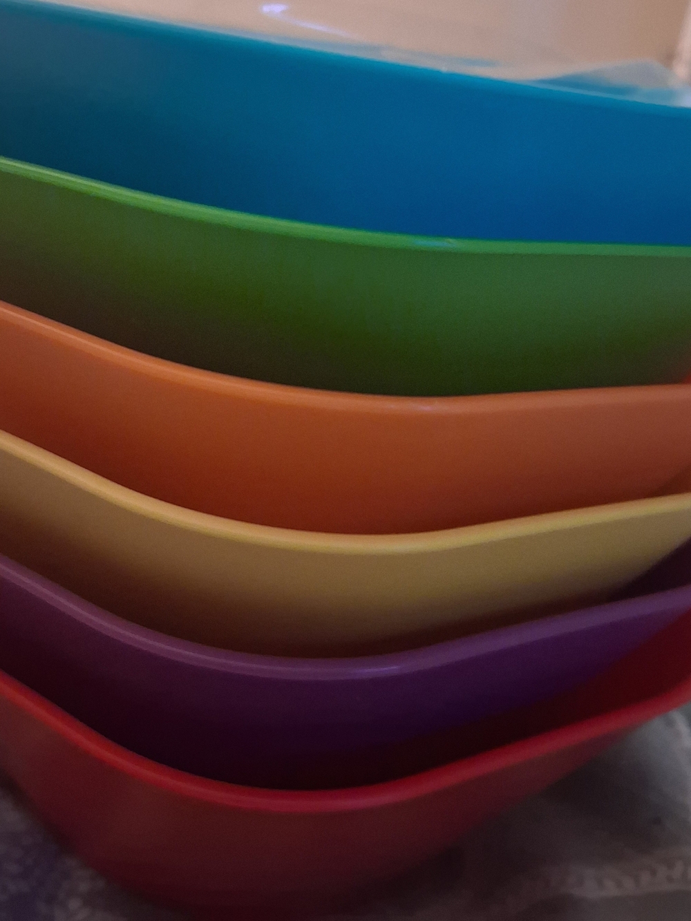 Summer Ice Cream/Cake Divider Stackable Plastic Bowls - Rainbow.     6 Piece Set